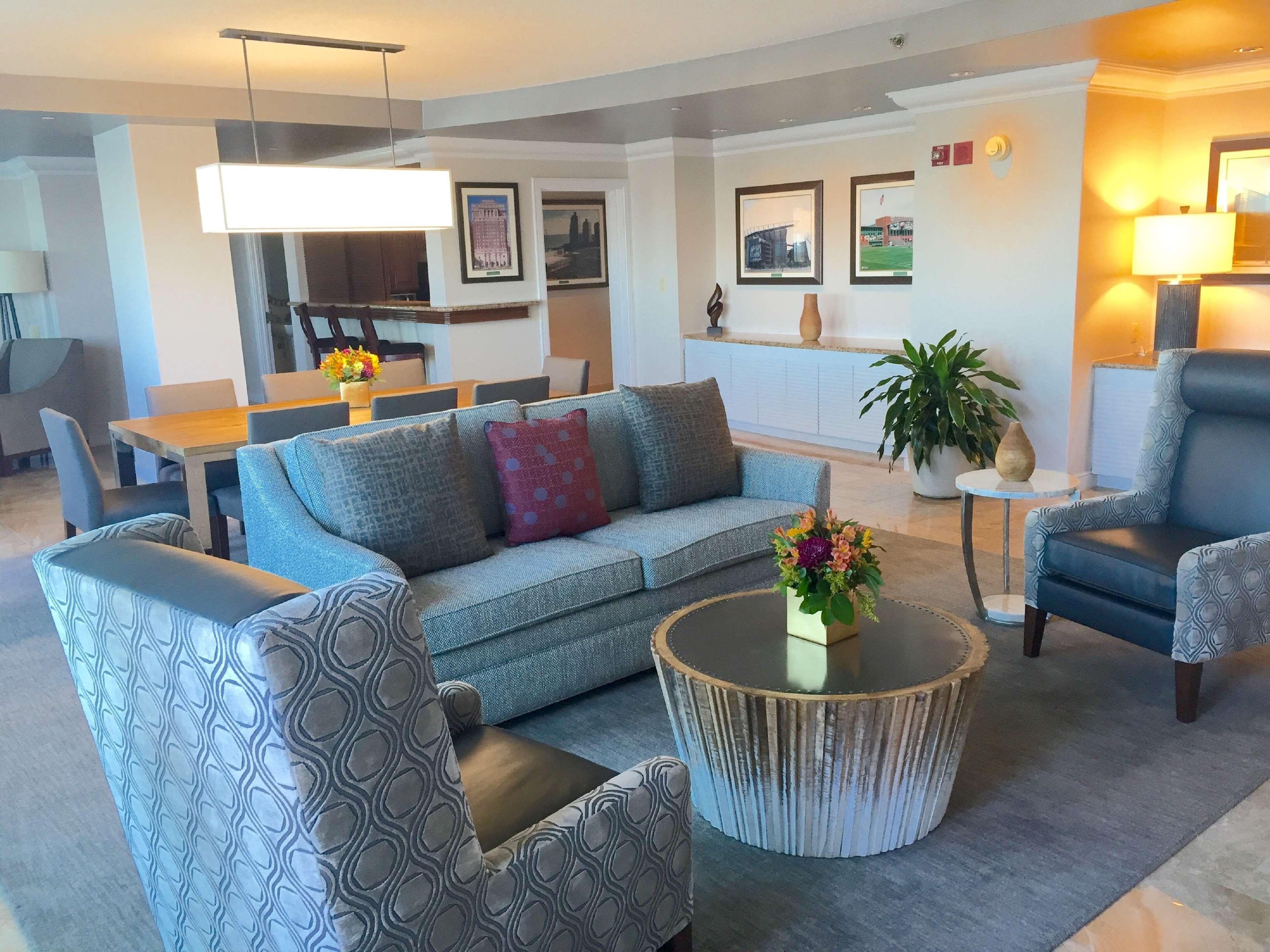 Отель Hilton Philadelphia At Penn'S Landing Экстерьер фото